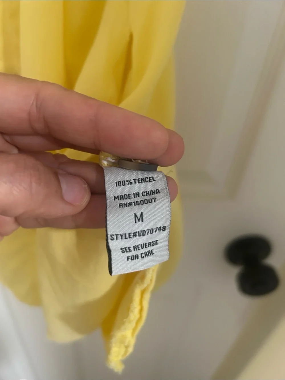 Yellow Button-Front Spaghetti Strap midi dress - Picture 4 of 5